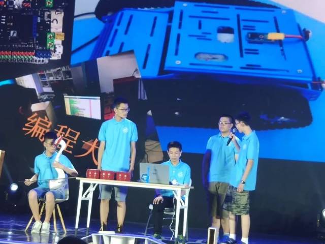 【理响中国】培养社会主义建设者和接班人要在坚定理想信念上下功夫